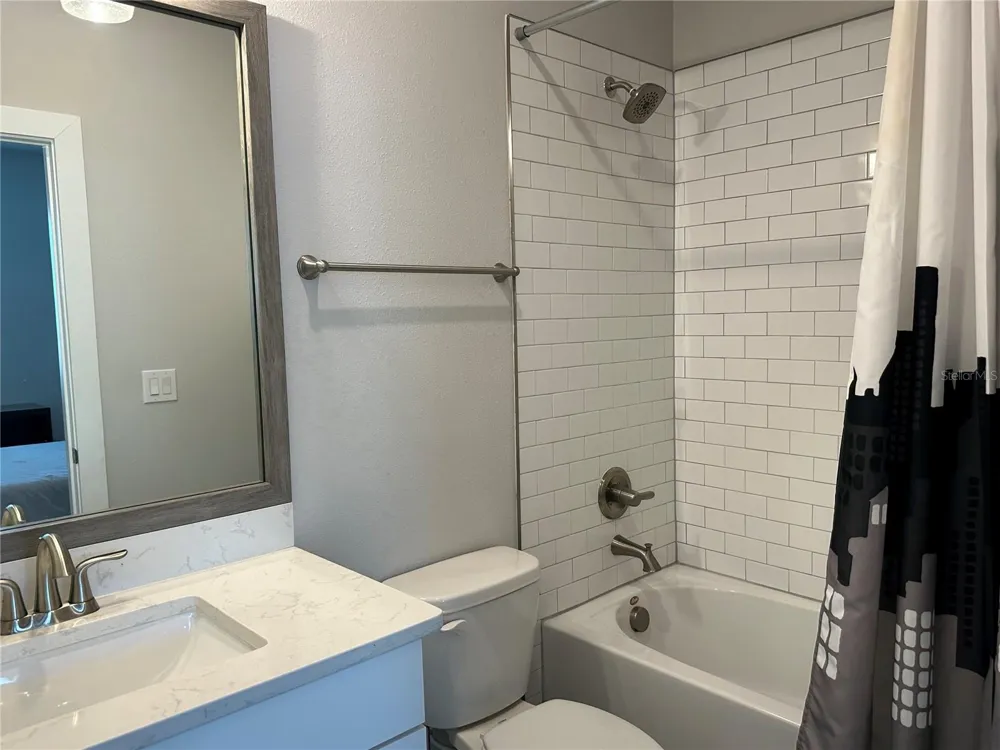 2328 LINDSTROM STREET Sarasota, FL 34237