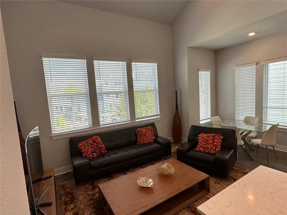 2328 LINDSTROM STREET Sarasota, FL 34237