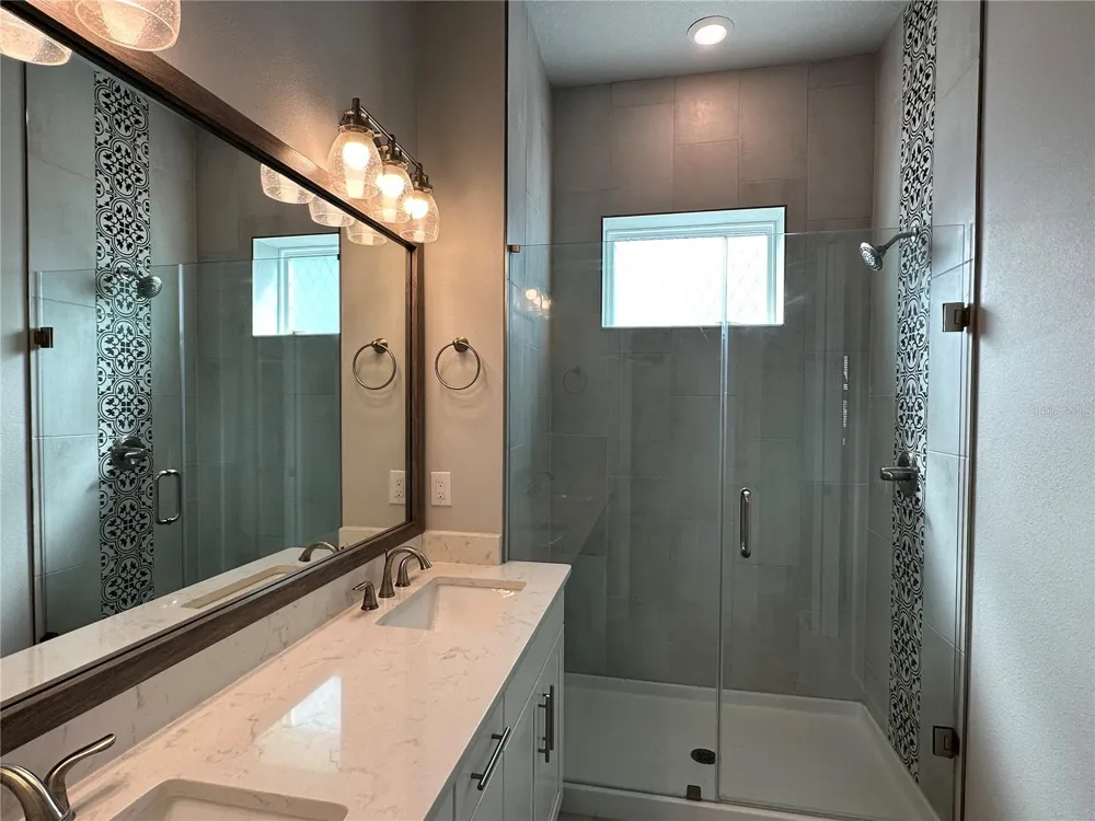 2328 LINDSTROM STREET Sarasota, FL 34237