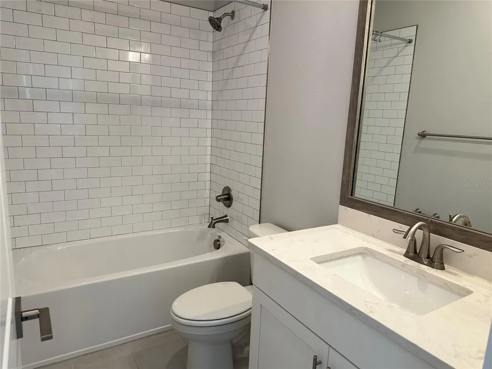 2328 LINDSTROM STREET Sarasota, FL 34237