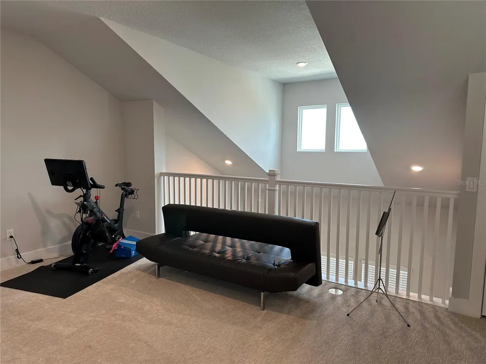 2328 LINDSTROM STREET Sarasota, FL 34237
