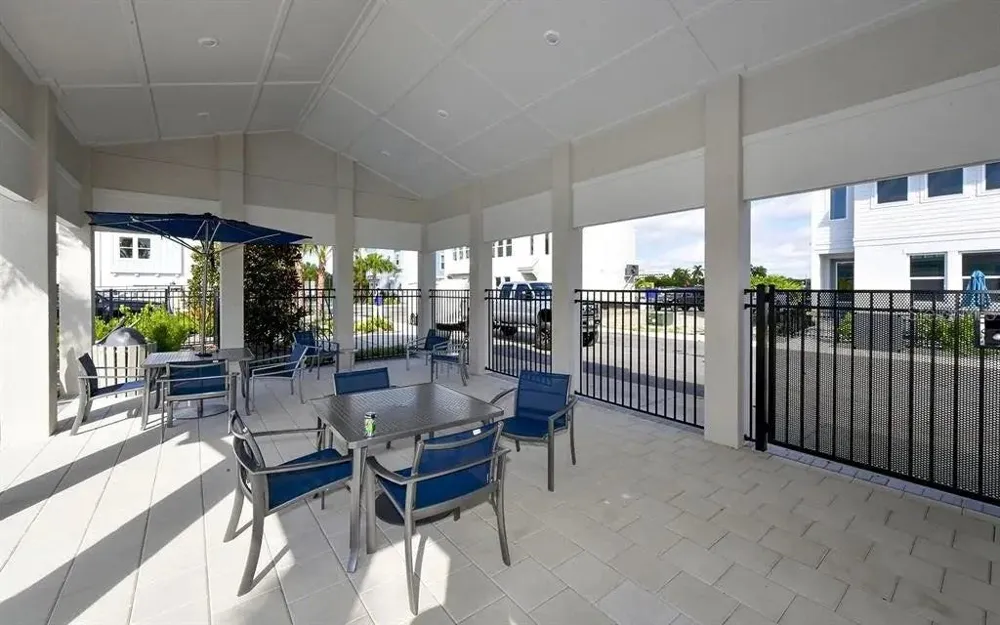 2328 LINDSTROM STREET Sarasota, FL 34237