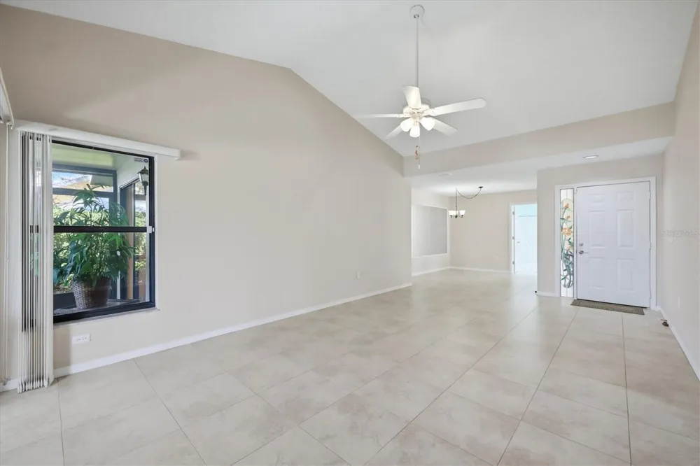 214 SOUTHAMPTON DRIVE #327 Venice, FL 34293