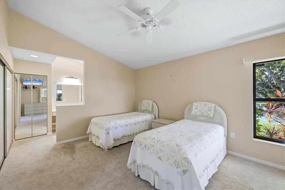 214 SOUTHAMPTON DRIVE #327 Venice, FL 34293