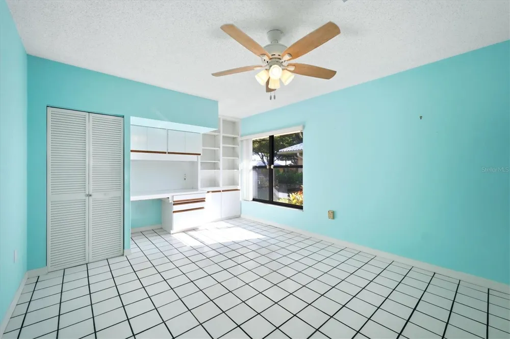 214 SOUTHAMPTON DRIVE #327 Venice, FL 34293