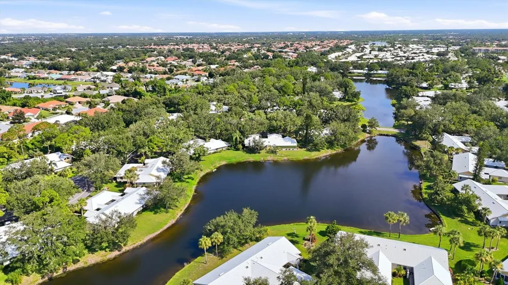 214 SOUTHAMPTON DRIVE #327 Venice, FL 34293