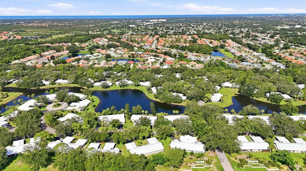 214 SOUTHAMPTON DRIVE #327 Venice, FL 34293