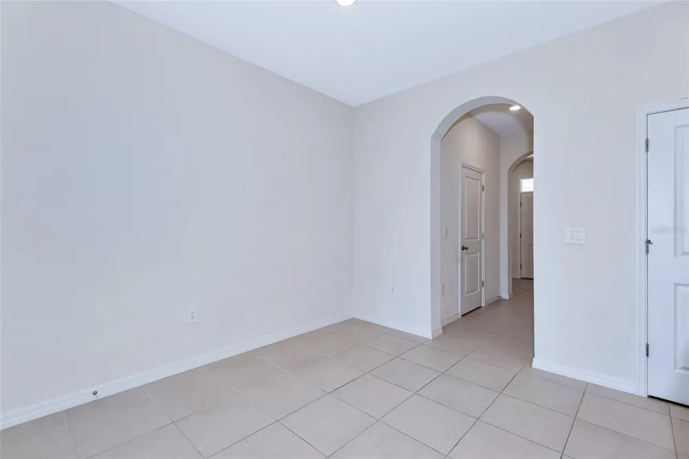 8657 MILESTONE DRIVE Sarasota, FL 34238