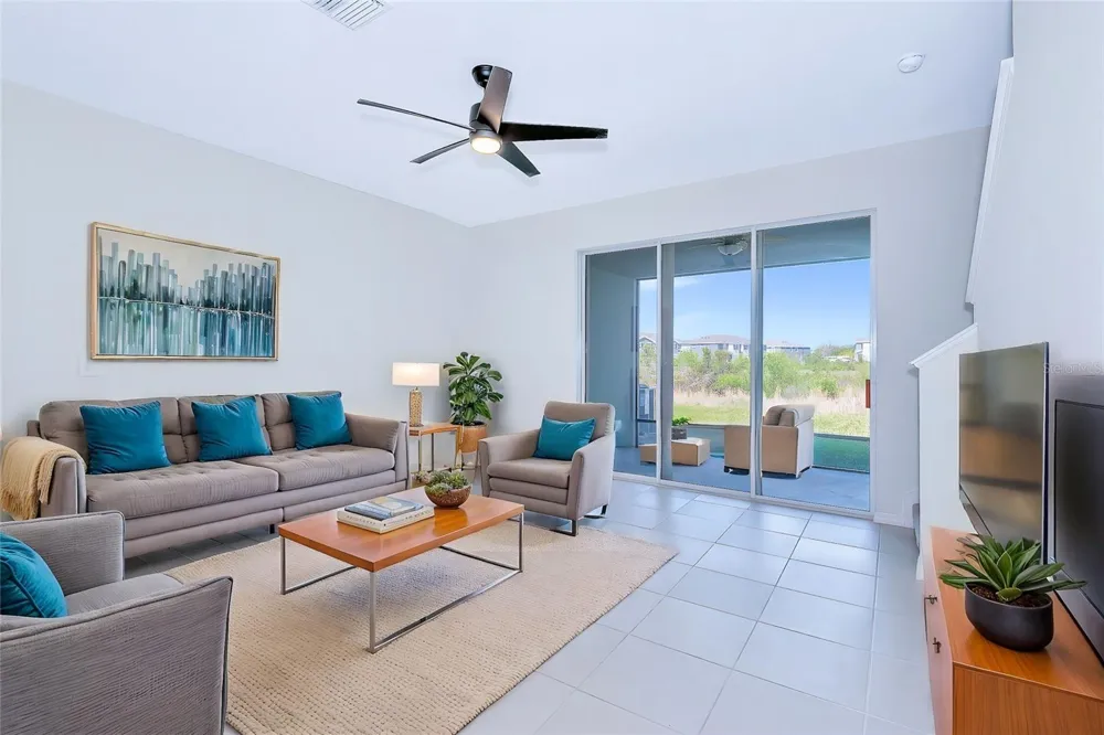 8657 MILESTONE DRIVE Sarasota, FL 34238