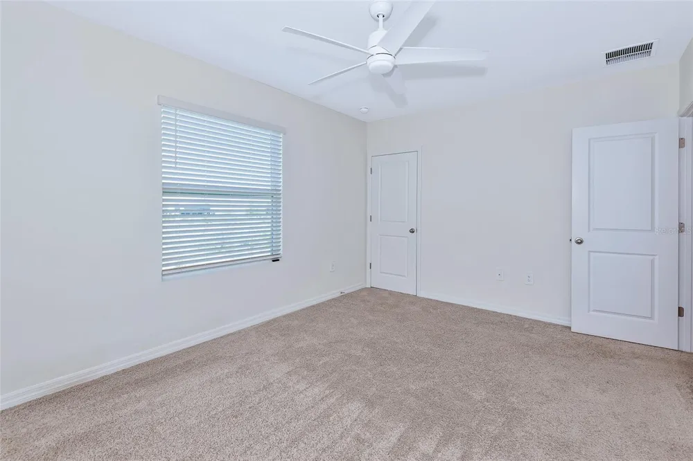 8657 MILESTONE DRIVE Sarasota, FL 34238