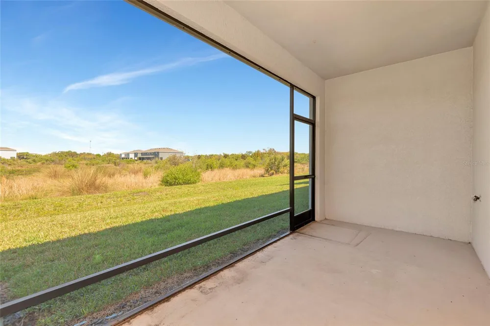 8657 MILESTONE DRIVE Sarasota, FL 34238