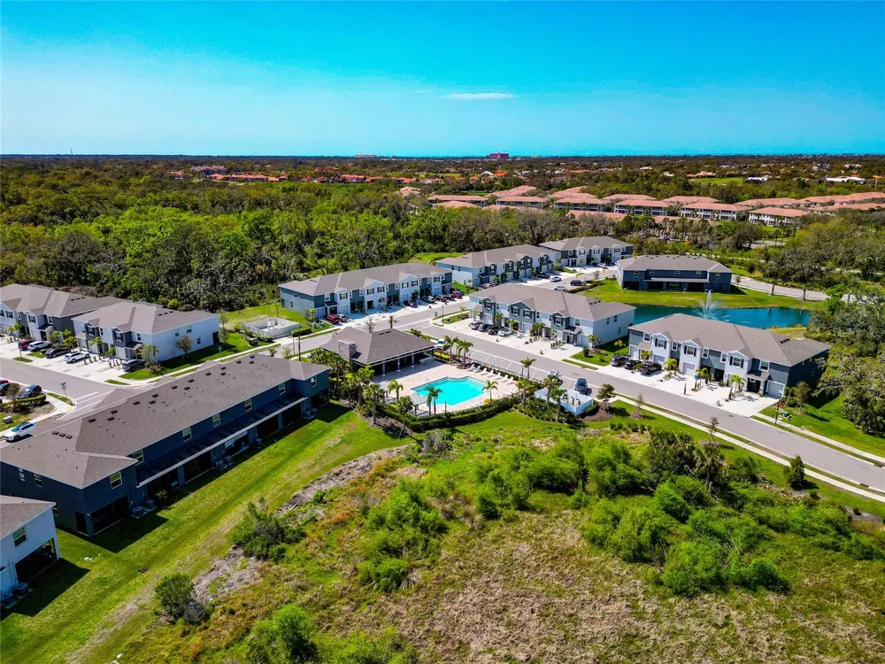 8657 MILESTONE DRIVE Sarasota, FL 34238