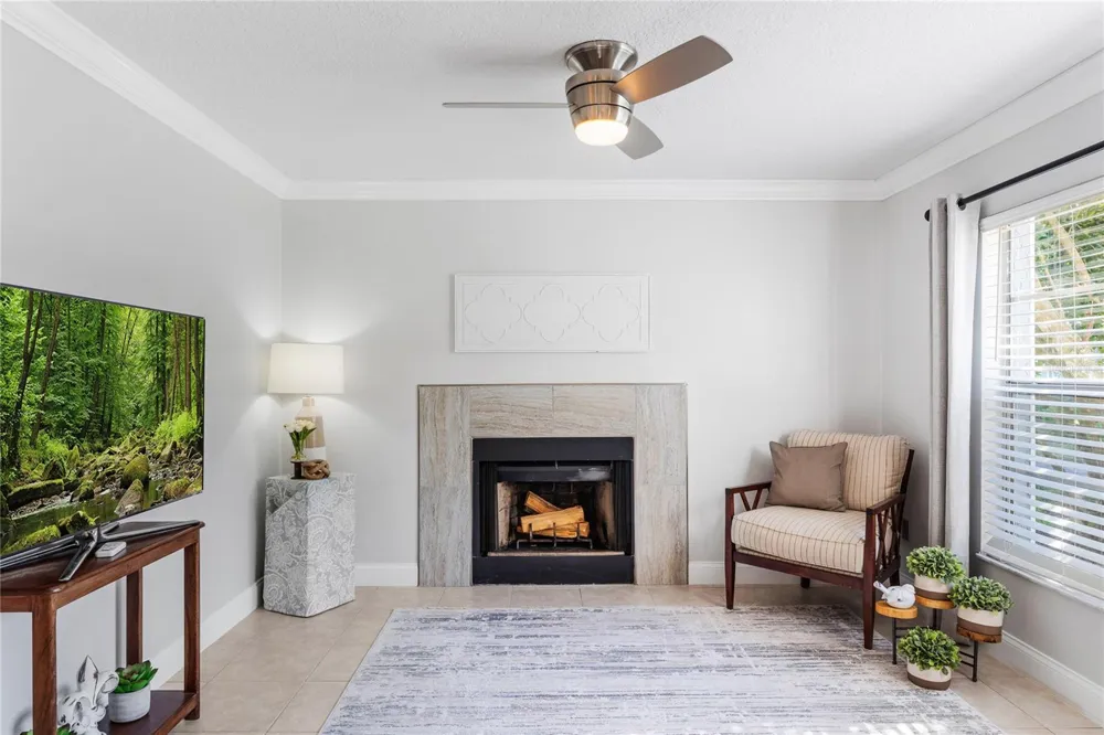 304 NORTHLAKE DRIVE Sanford, FL 32773