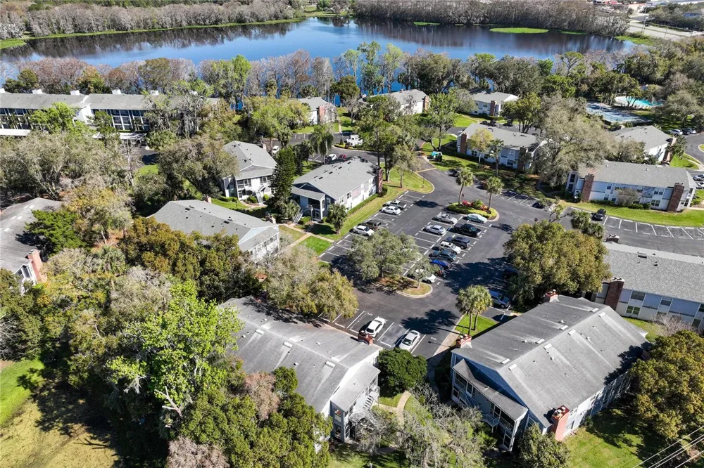 304 NORTHLAKE DRIVE Sanford, FL 32773