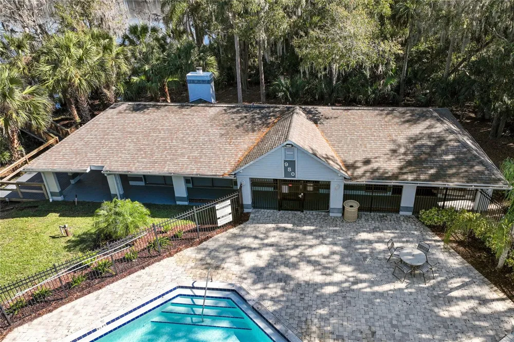 304 NORTHLAKE DRIVE Sanford, FL 32773