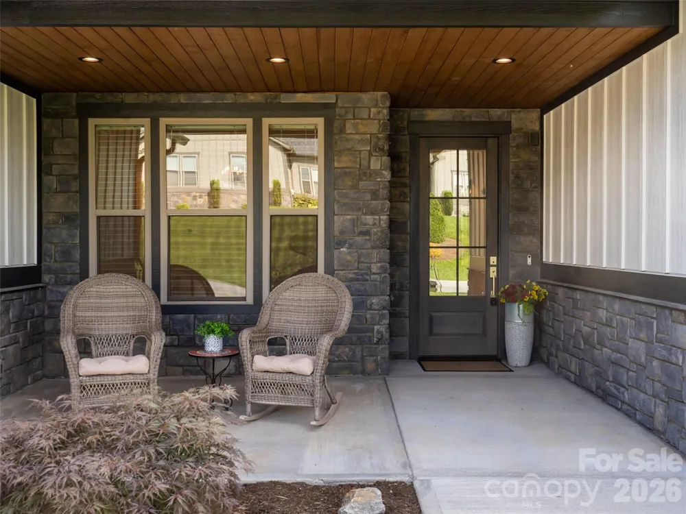 46 Solomia Drive Mills River, NC 28759