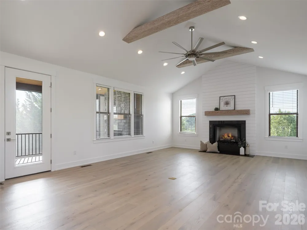 46 Solomia Drive Mills River, NC 28759
