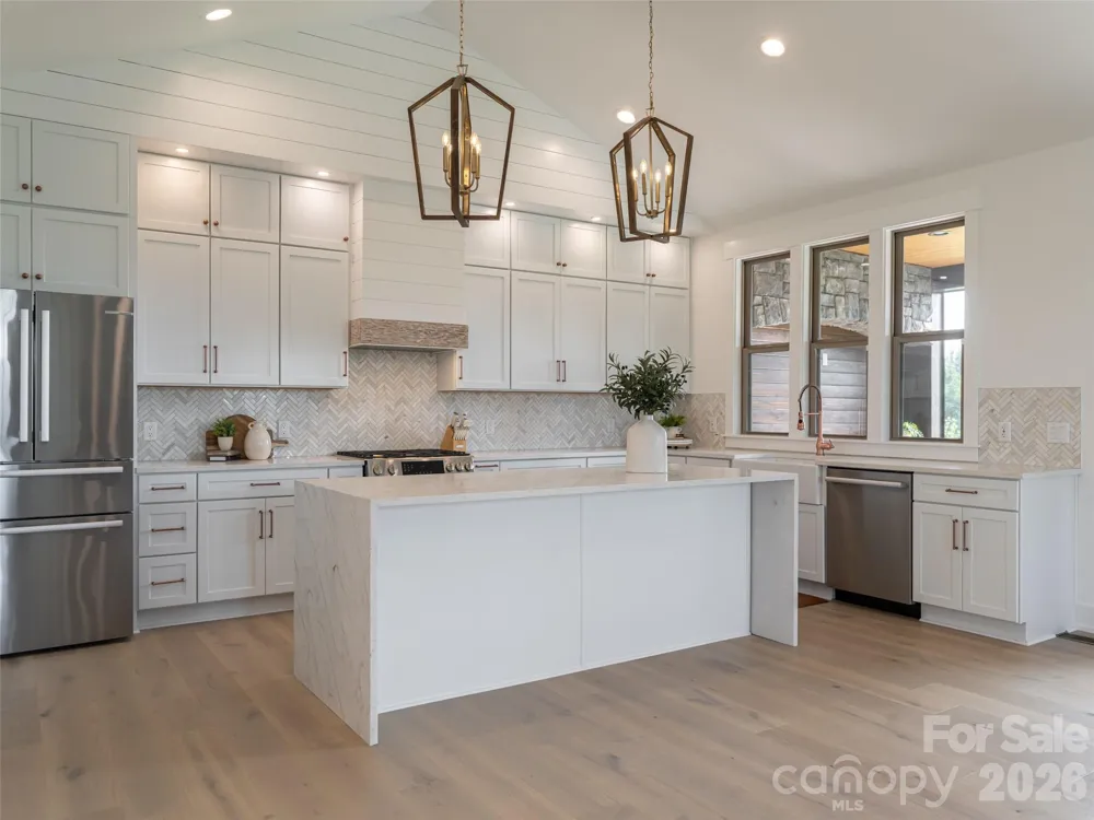 46 Solomia Drive Mills River, NC 28759