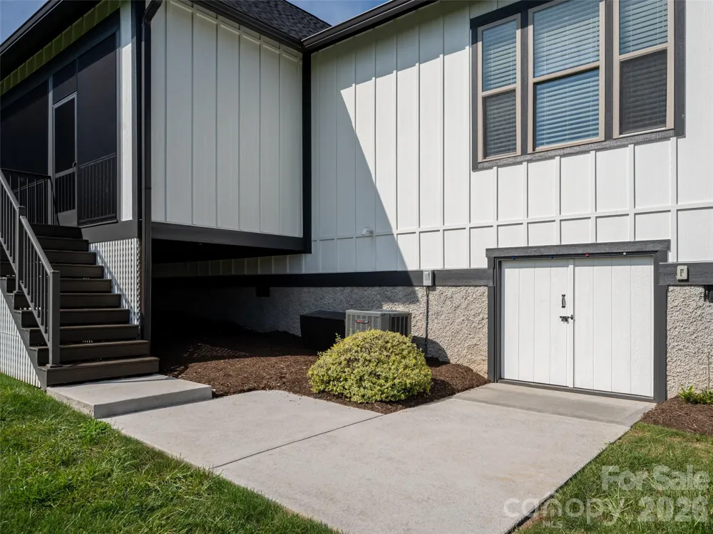 46 Solomia Drive Mills River, NC 28759