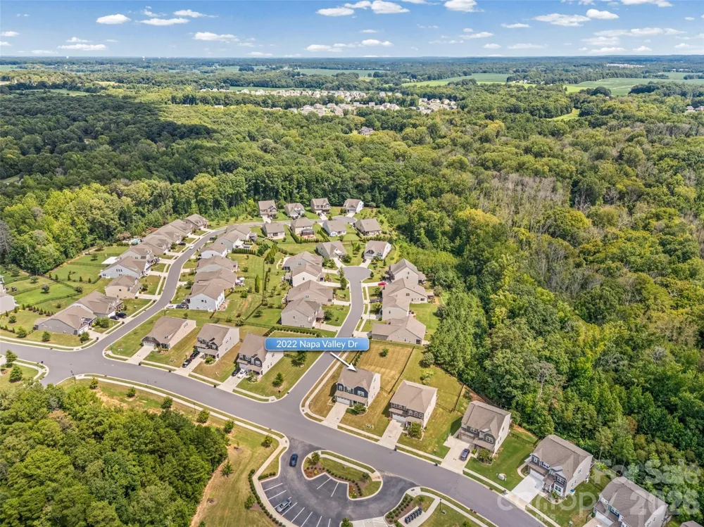 2022 Napa Valley Drive Waxhaw, NC 28173