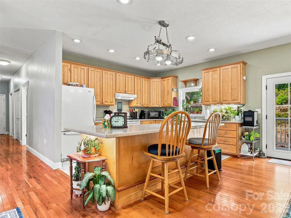 524 Lookout Drive Pisgah Forest, NC 28768