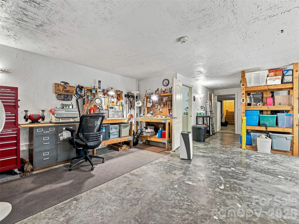 524 Lookout Drive Pisgah Forest, NC 28768