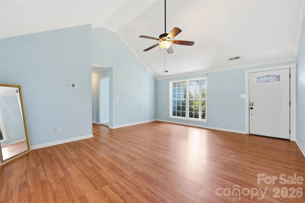 106 Chinaberry Court Gastonia, NC 28052