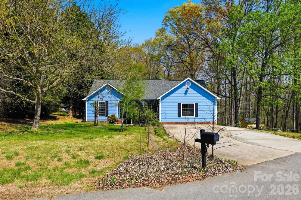 106 Chinaberry Court Gastonia, NC 28052