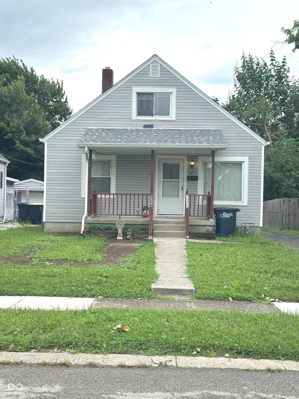 321 16th Avenue Beech Grove, IN 46107