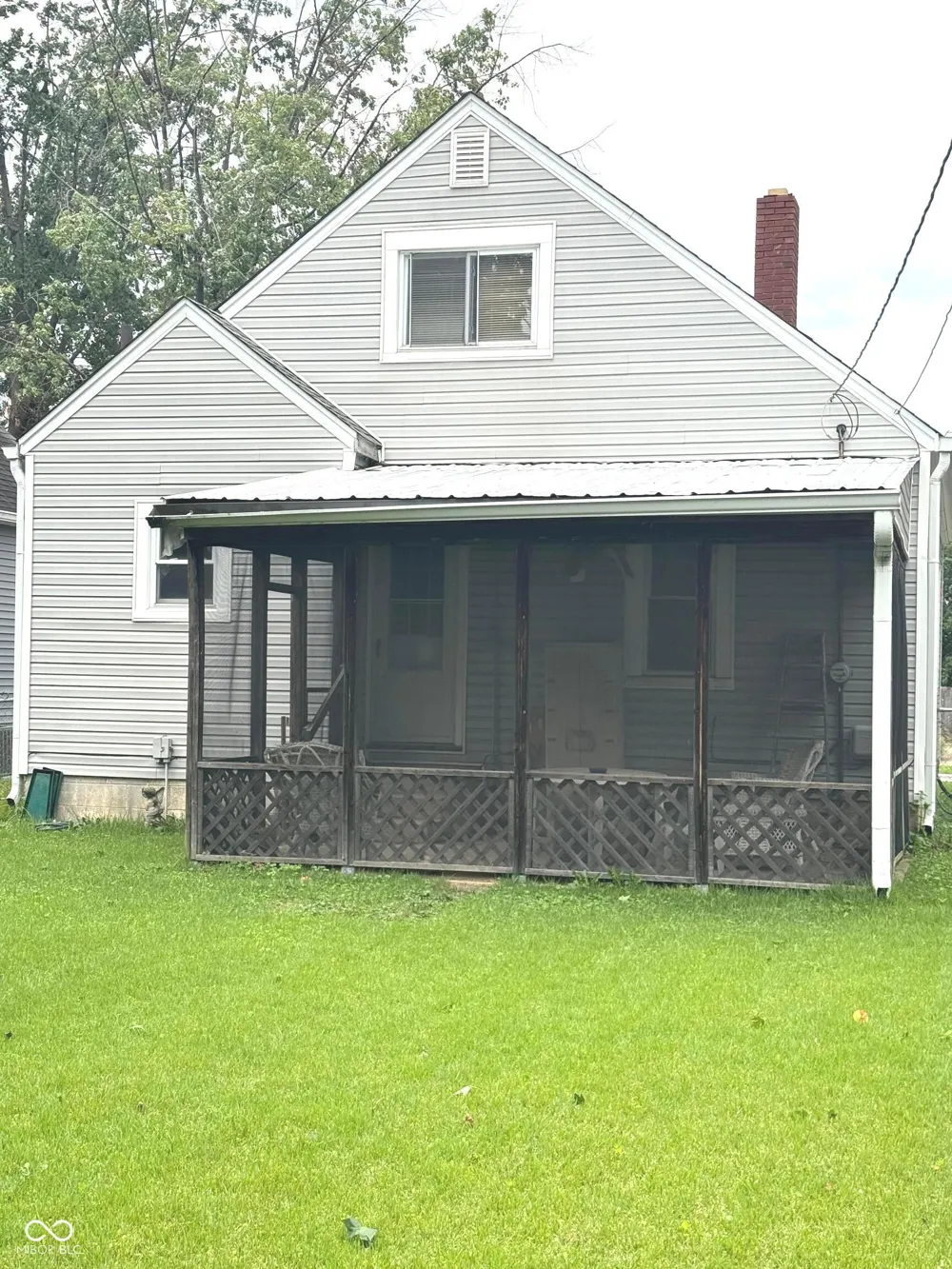 321 16th Avenue Beech Grove, IN 46107