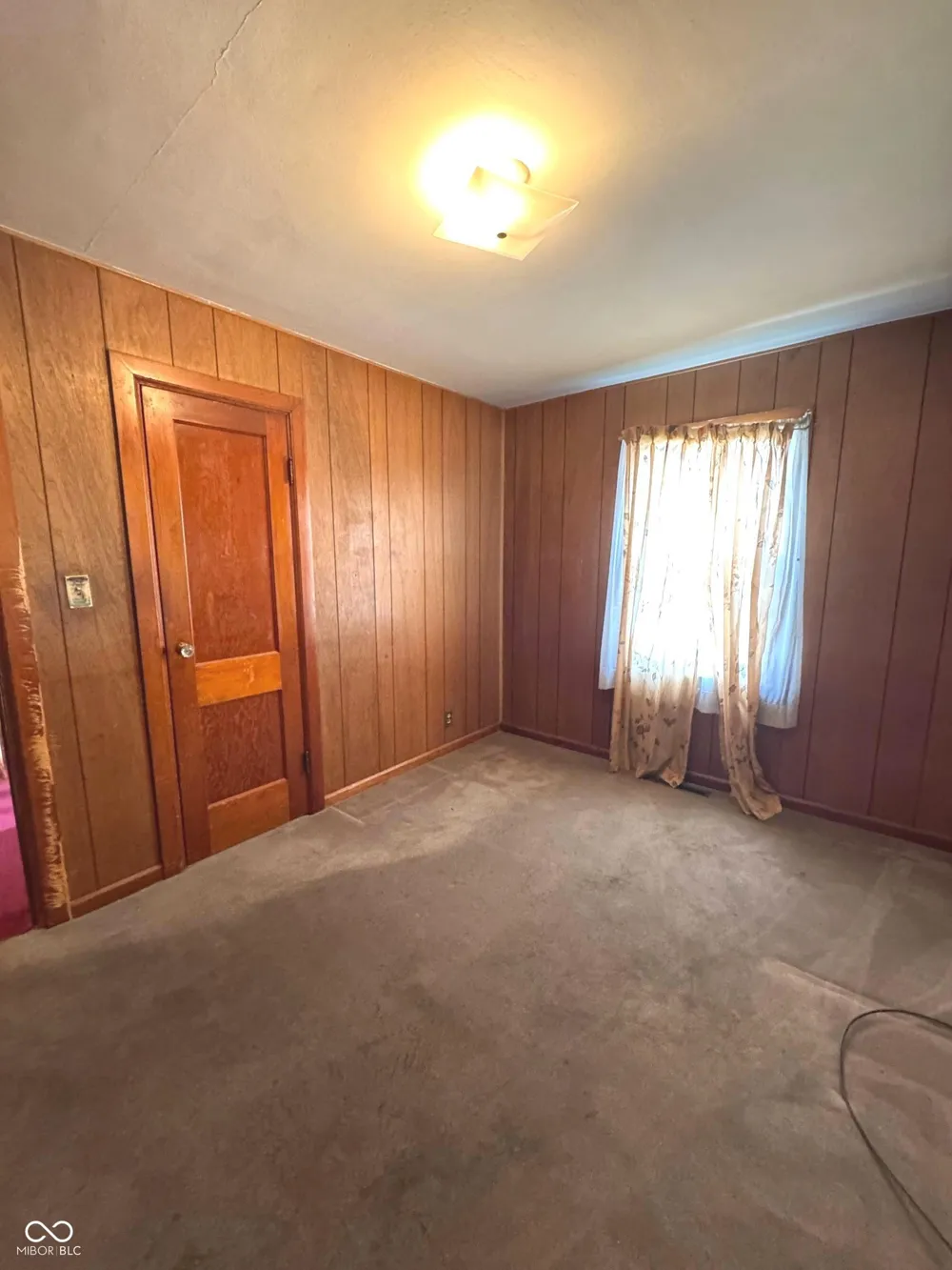 321 16th Avenue Beech Grove, IN 46107