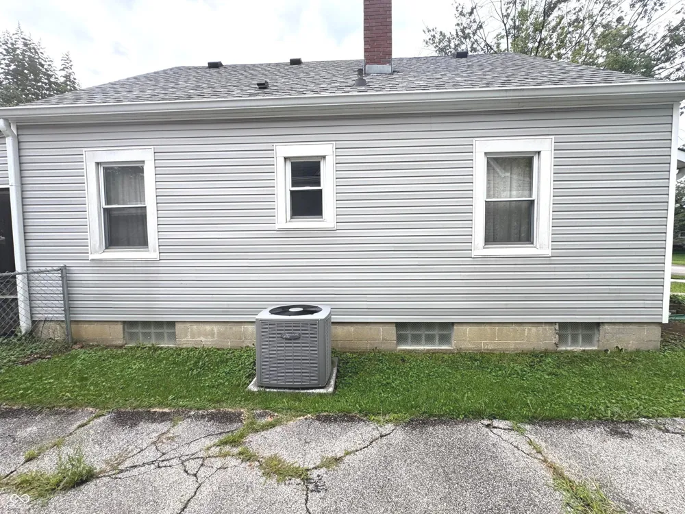 321 16th Avenue Beech Grove, IN 46107