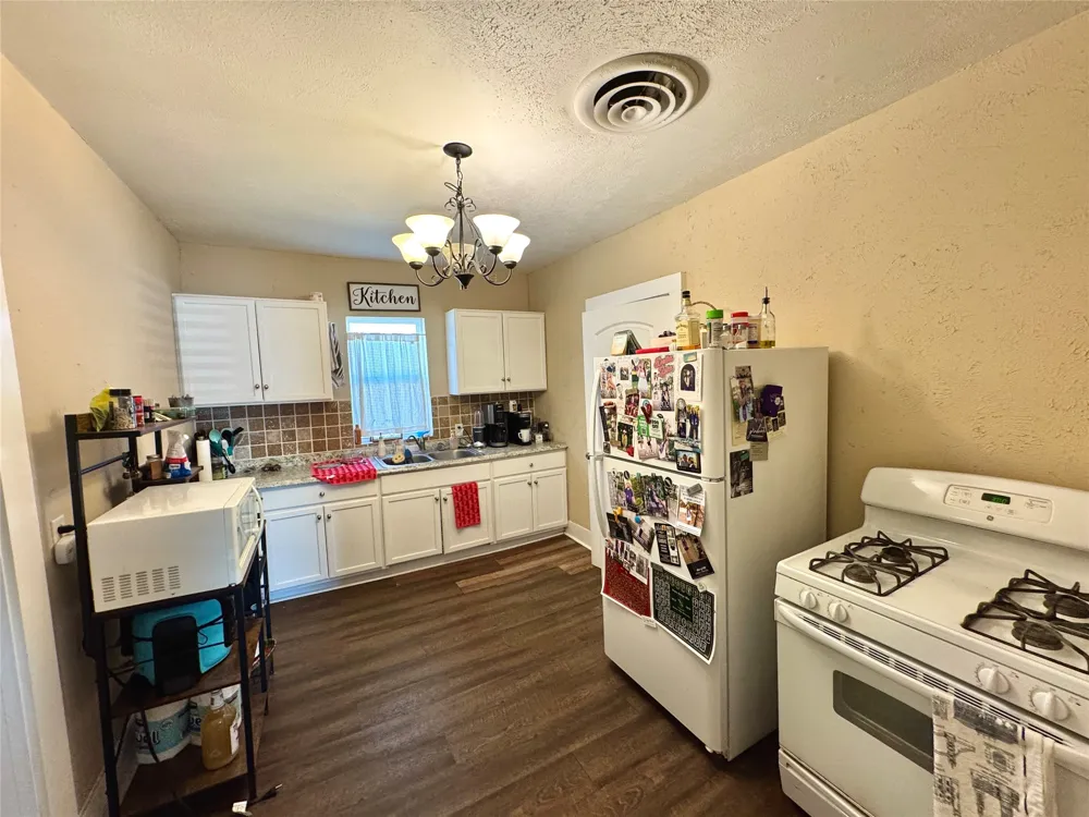 1287 W FREY Stephenville, TX 76401