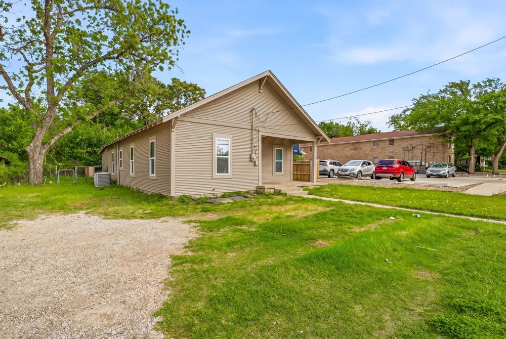 1287 W FREY Stephenville, TX 76401