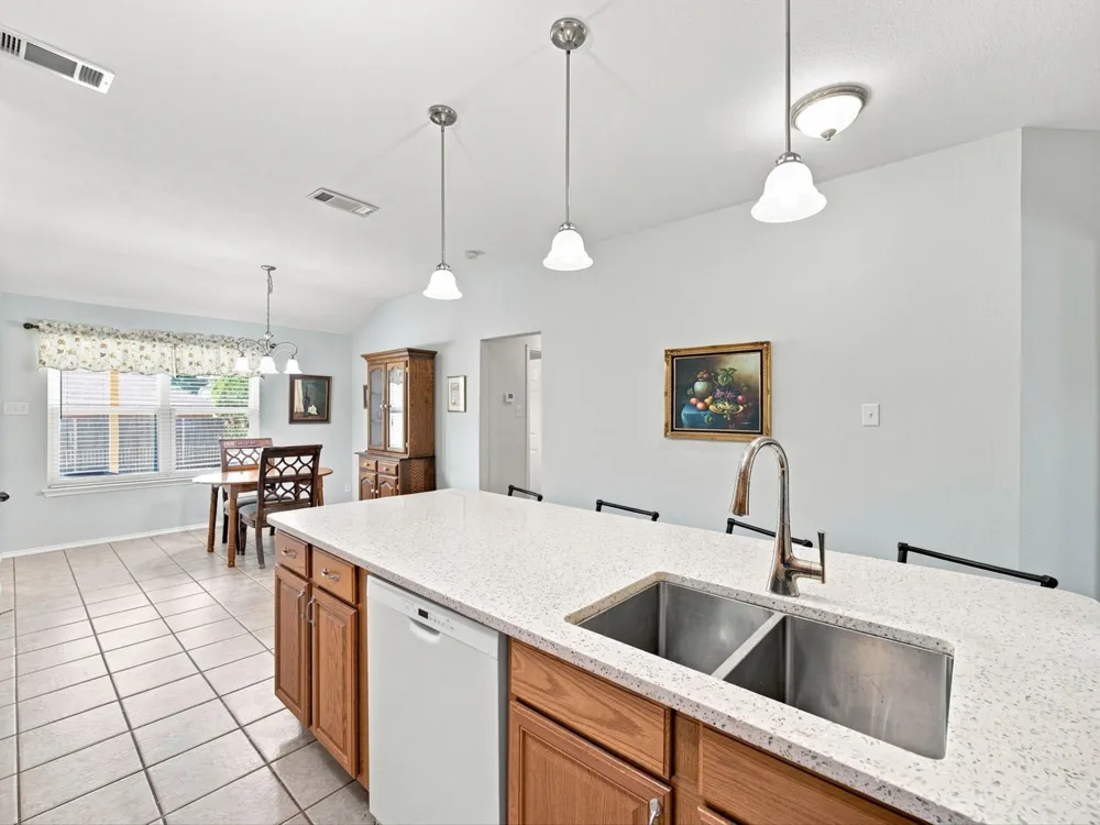 3446 Charing Cross Road Midlothian, TX 76065