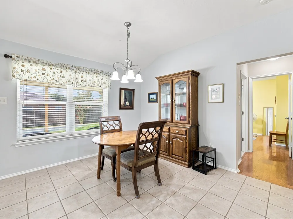 3446 Charing Cross Road Midlothian, TX 76065