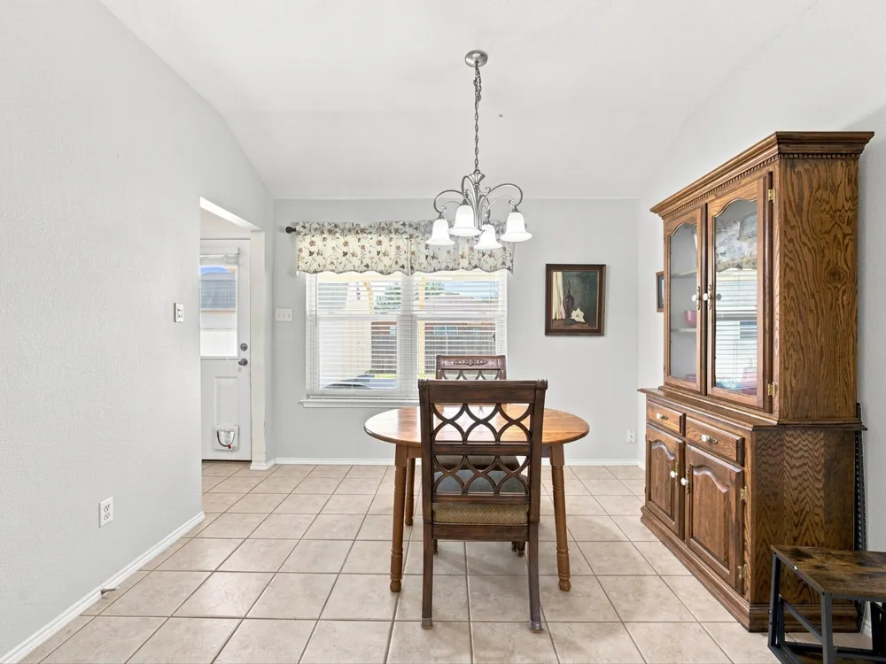 3446 Charing Cross Road Midlothian, TX 76065