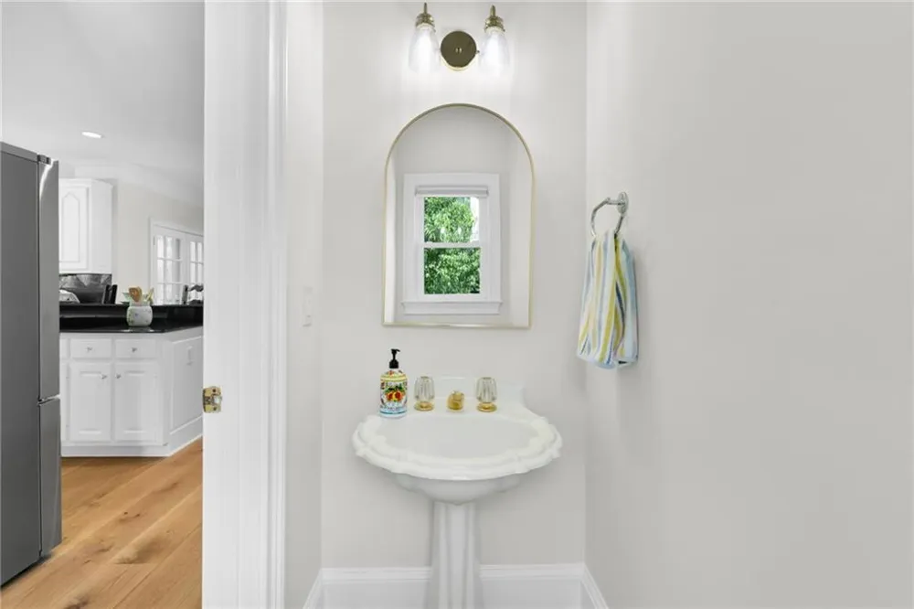 10645 Oxford Mill Circle Johns Creek, GA 30022