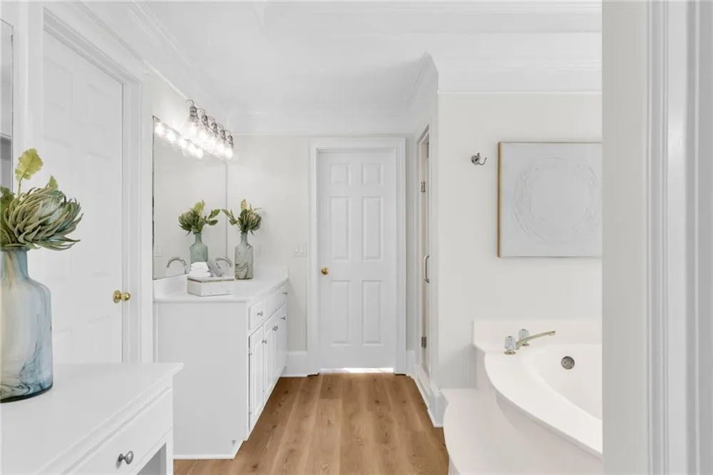 10645 Oxford Mill Circle Johns Creek, GA 30022