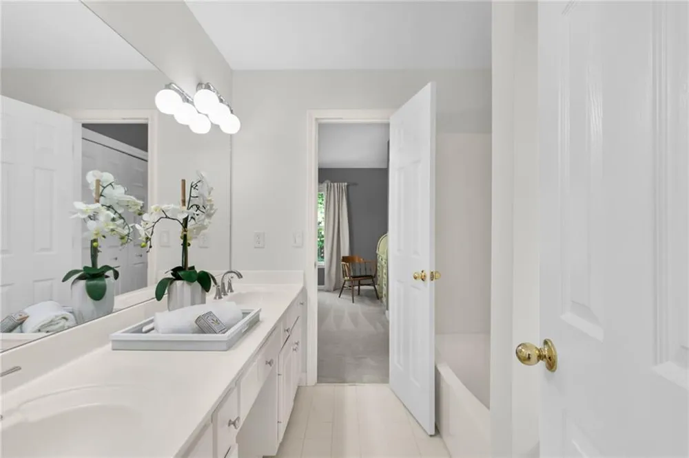 10645 Oxford Mill Circle Johns Creek, GA 30022