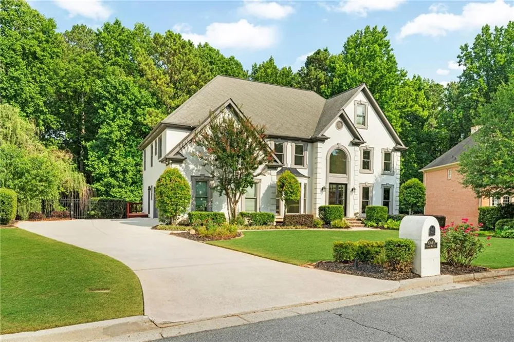 10645 Oxford Mill Circle Johns Creek, GA 30022