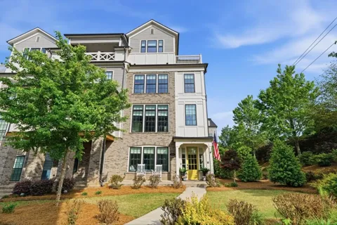 327 Concord Street