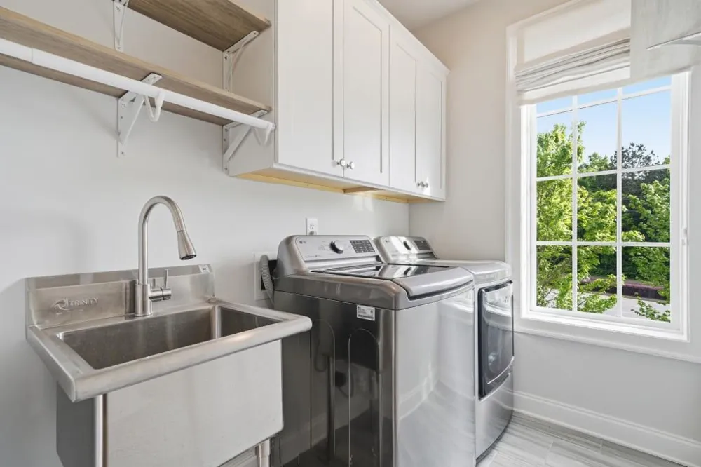 327 Concord Street Alpharetta, GA 30009