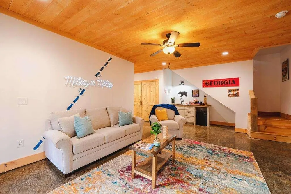 284 Lees Ride McCaysville, GA 30555