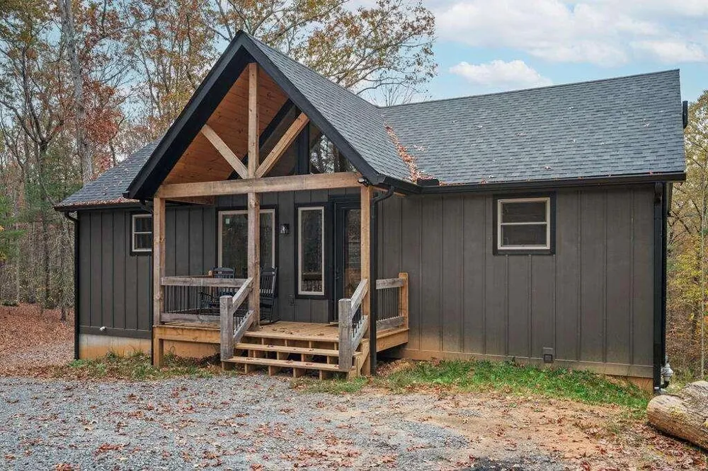 284 Lees Ride McCaysville, GA 30555
