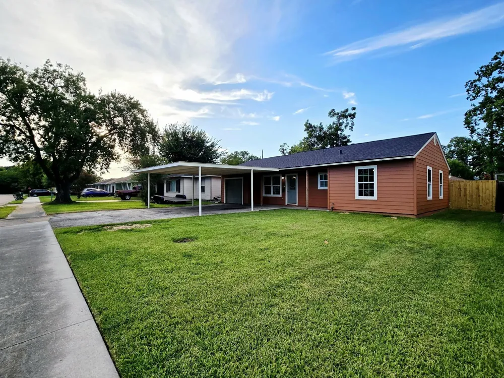 1111 Belshire Road Pasadena, TX 77502