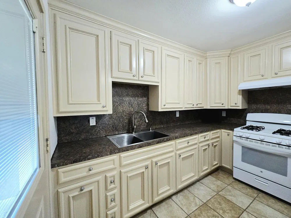 1111 Belshire Road Pasadena, TX 77502
