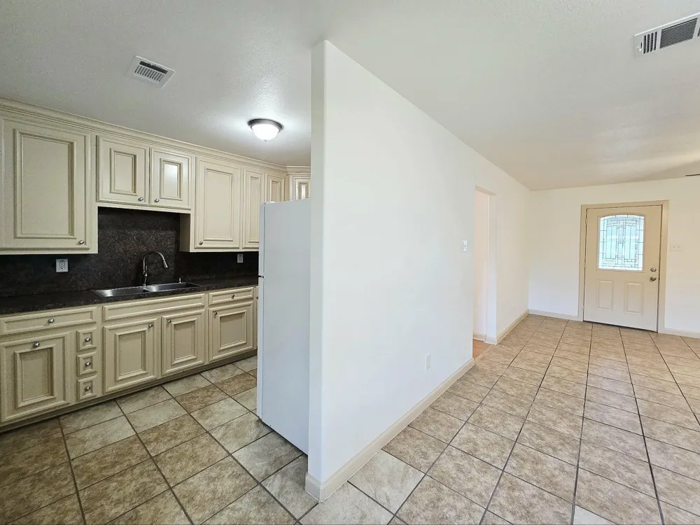 1111 Belshire Road Pasadena, TX 77502