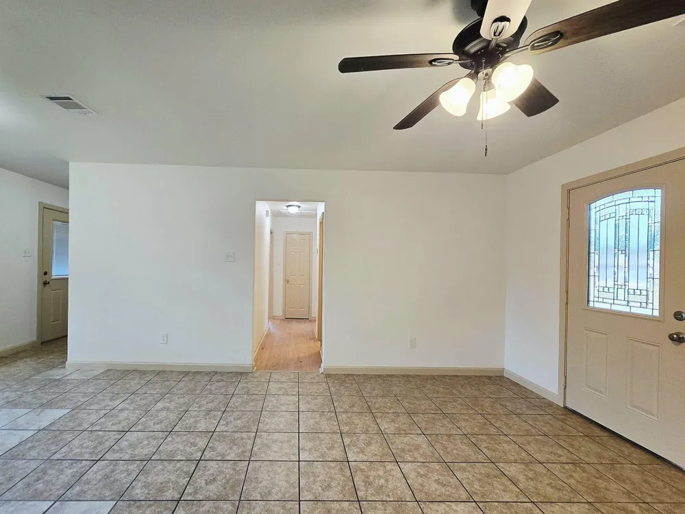 1111 Belshire Road Pasadena, TX 77502