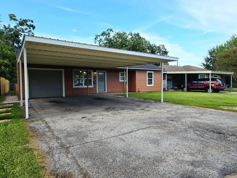 1111 Belshire Road Pasadena, TX 77502